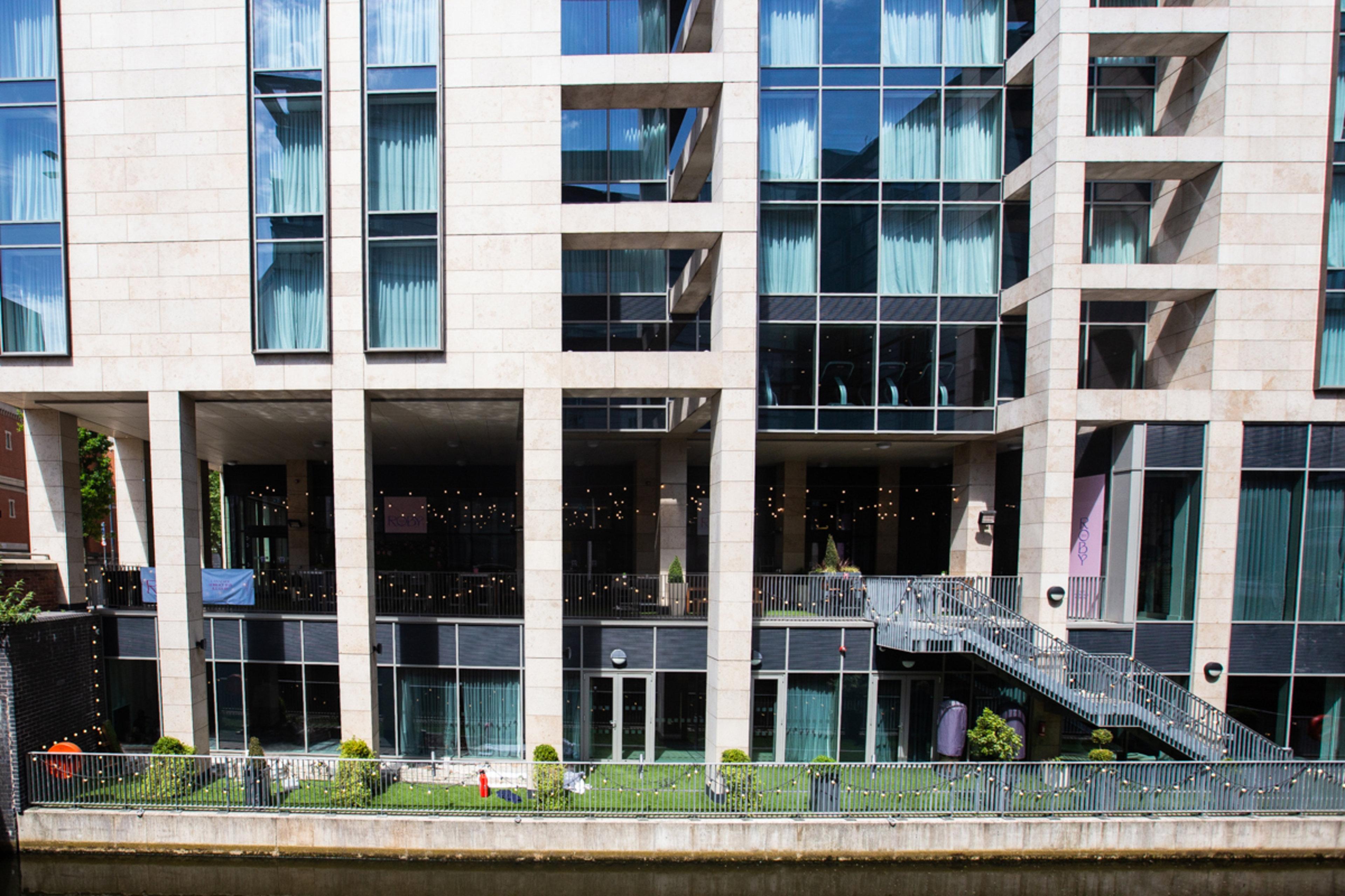 Holiday Inn Manchester - City Centre By Ihg Exterior foto